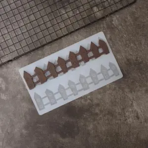 Silicone Chocolate Garnishing Mould -Fence Hedge Shape
