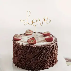 1 pcs metal love cake topper