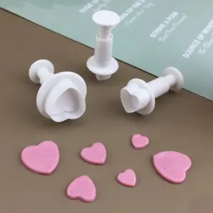 3 pcs heart shaped plunger cutter set
