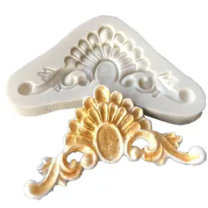Classic European Embossed crown boarder silicone Mould