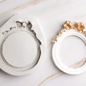 Large Circle Frame with Bow Ribbon silicone mould