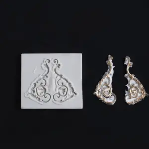 Cavity classic corner silicone mould style 3