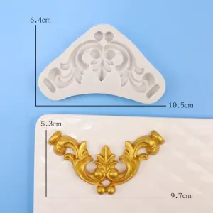 Classic European Embossed crown boarder silicone Mould style 2